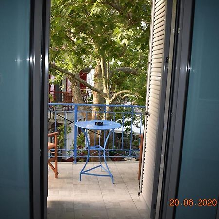 The Central House! Raches  Exterior foto